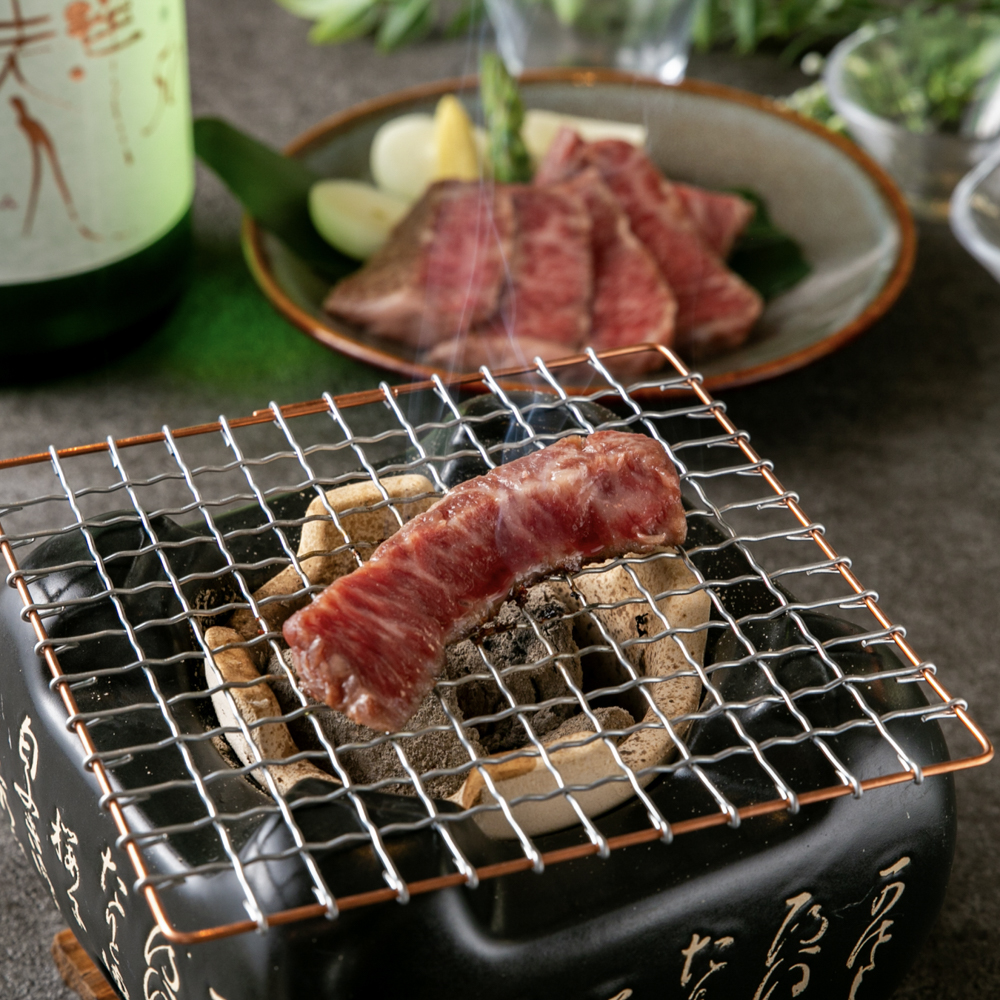 검은 털 일본소의 탁상 쿡탑 숯불구이(힐레)